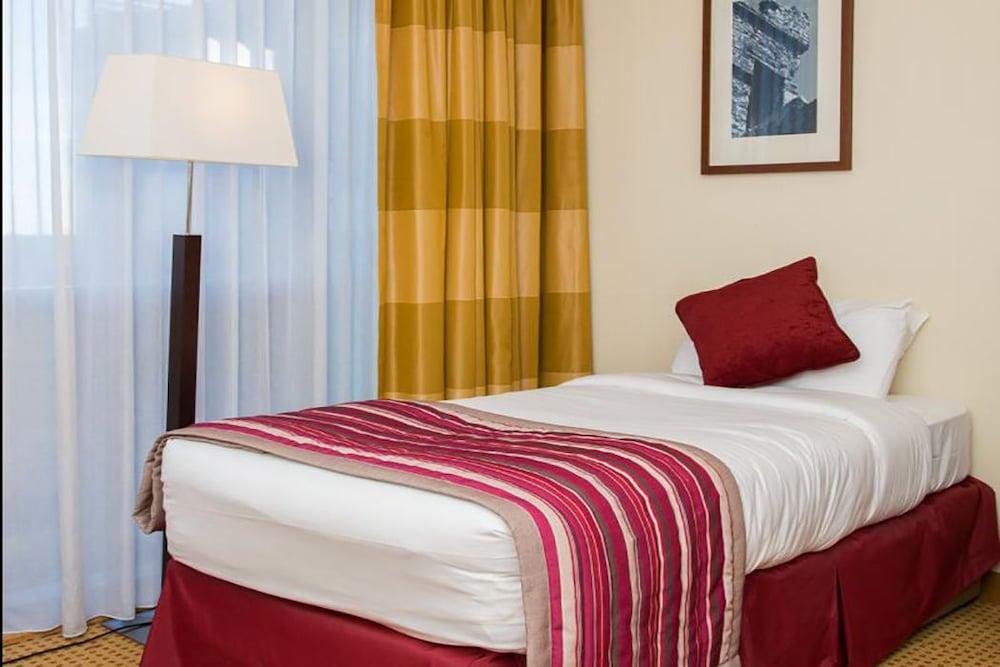 Pillo Hotel & Leisure Club Ashbourne Luaran gambar